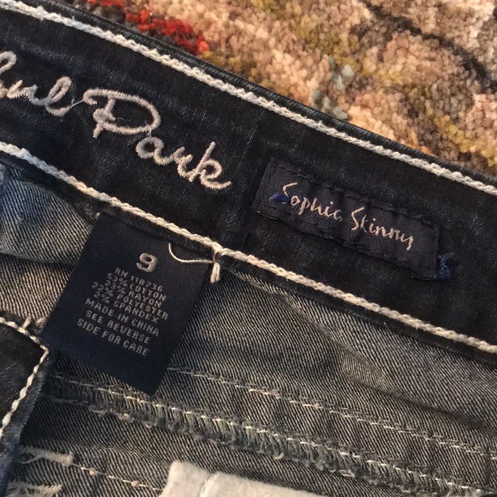 Jeans - Picture 2 of 3